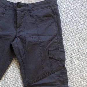 EUC Athleta Cargo Pants